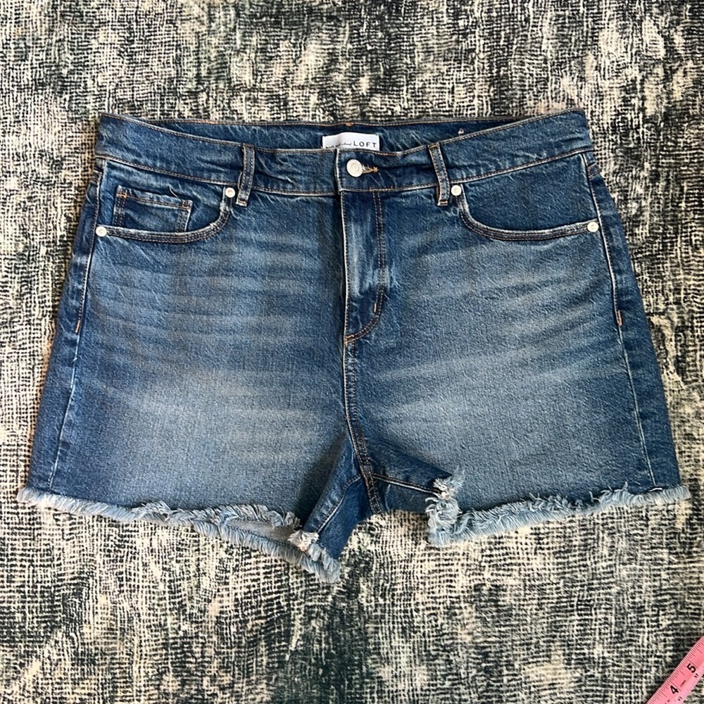 ⚡️NWT⚡️Ann Taylor High Rise Denim Shorts - Picture 5 of 8